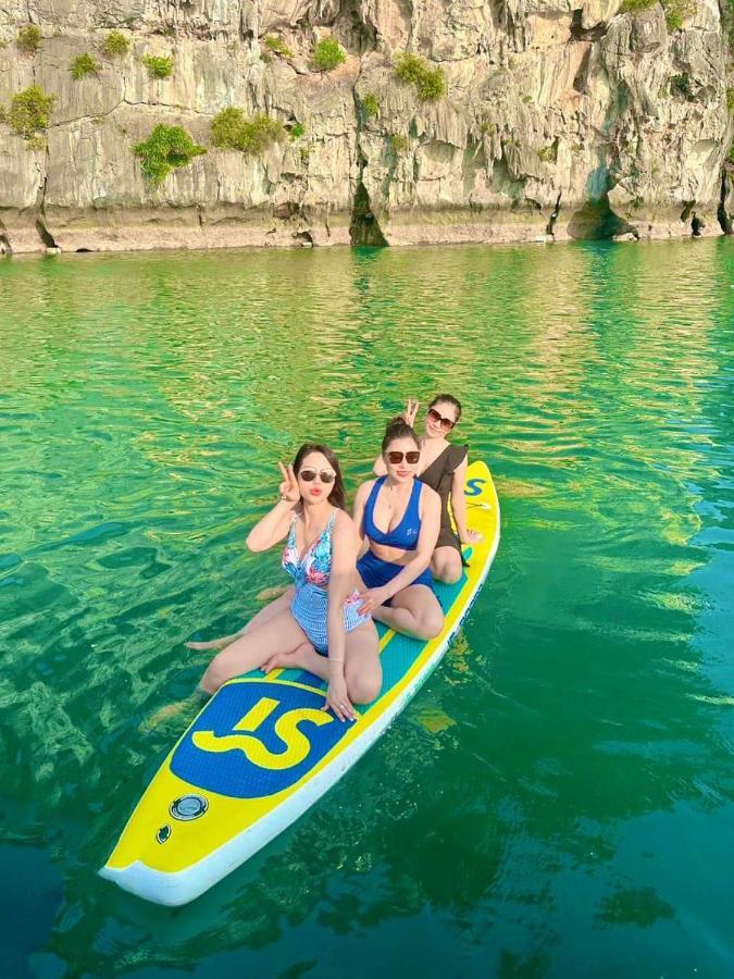 Homestay 1986 Ha Long - Can Ho 2 Phong Nghi View Bien Luaran gambar