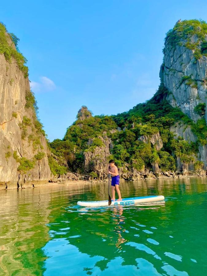 Homestay 1986 Ha Long - Can Ho 2 Phong Nghi View Bien Luaran gambar